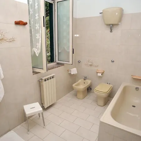 בית הארחה Albachiara 3*