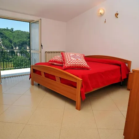 Albachiara בית הארחה