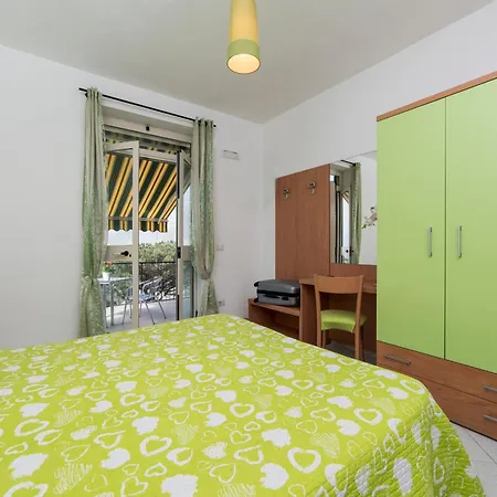 Albachiara בית הארחה אג'רולה