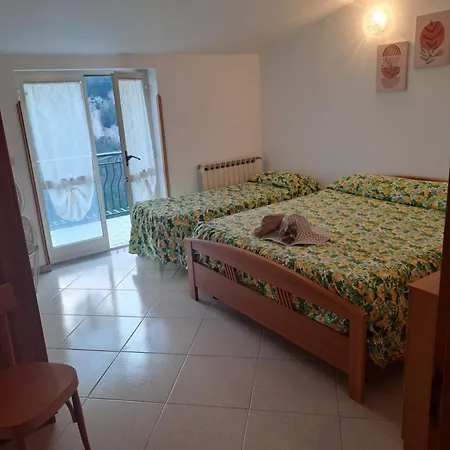 Albachiara בית הארחה 3*