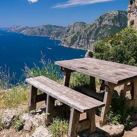 בית הארחה Albachiara 3*